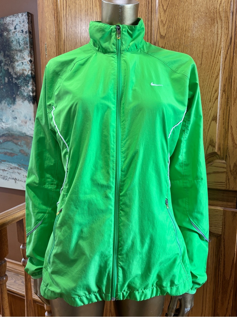 Nike Women's Neon Green Full-Zip Utility/windbreaker Jacket